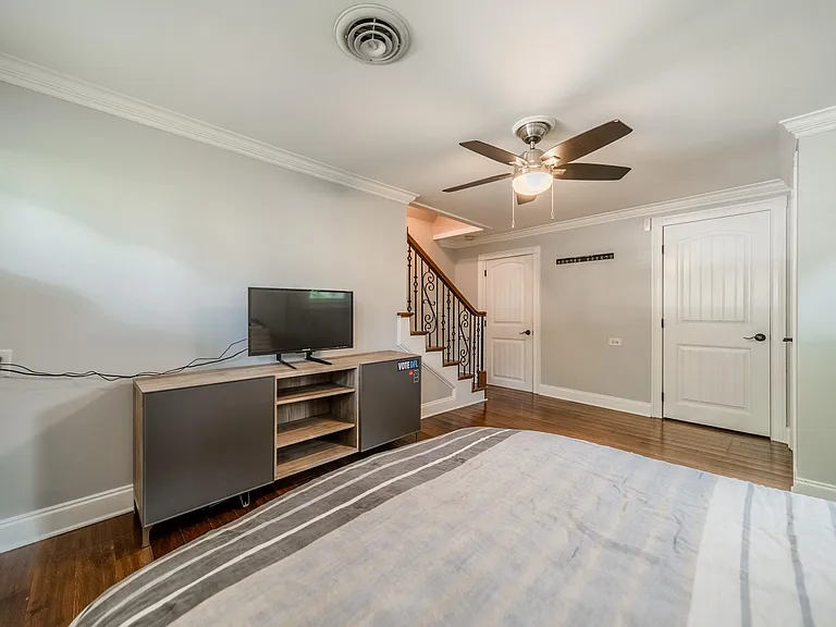 3147 Windsor Dr — Photo 20