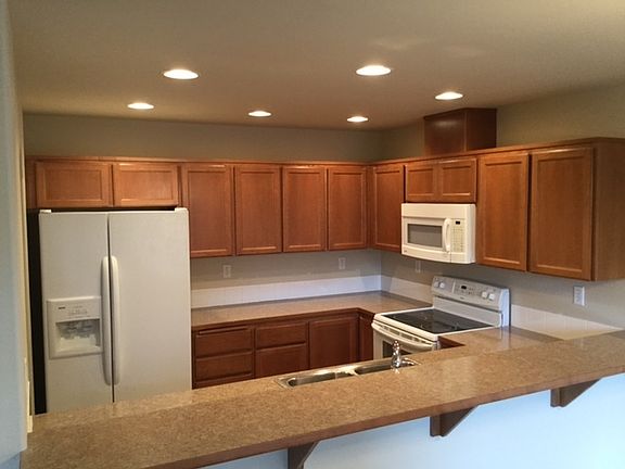 4th image of 5221 166th Street Ct E