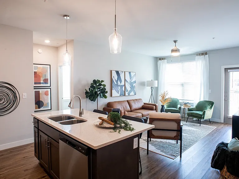 City Place at Germantown Apartments — Photo 4