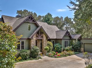 155 Crestview Ln, Ellijay, GA 30540