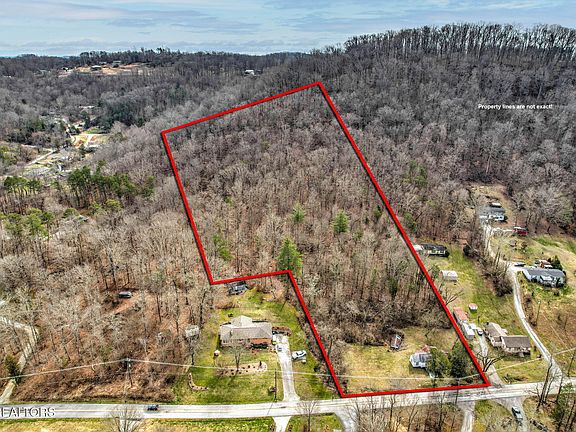 5th image of 2942 Miller Rd