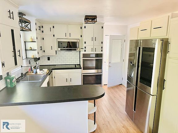 4th image of 1702 Westover Dr