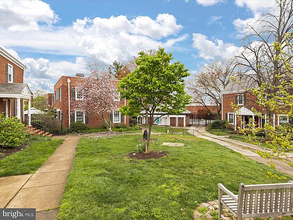 3rd image of 3064 S Woodrow St #1881