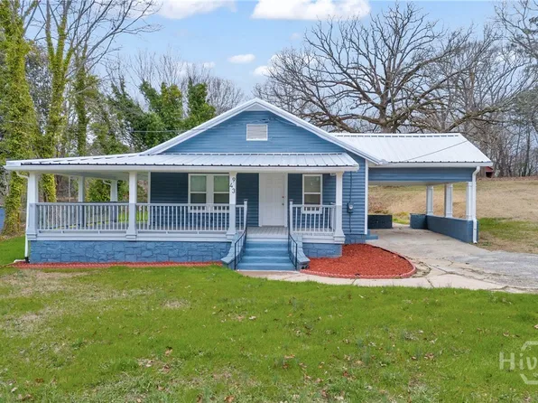 943 S Pond Street, Toccoa, GA 30577