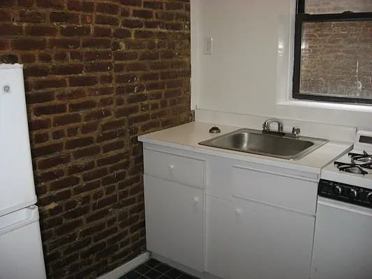 Rented by Prince Real Estate Associates LLC | media 16