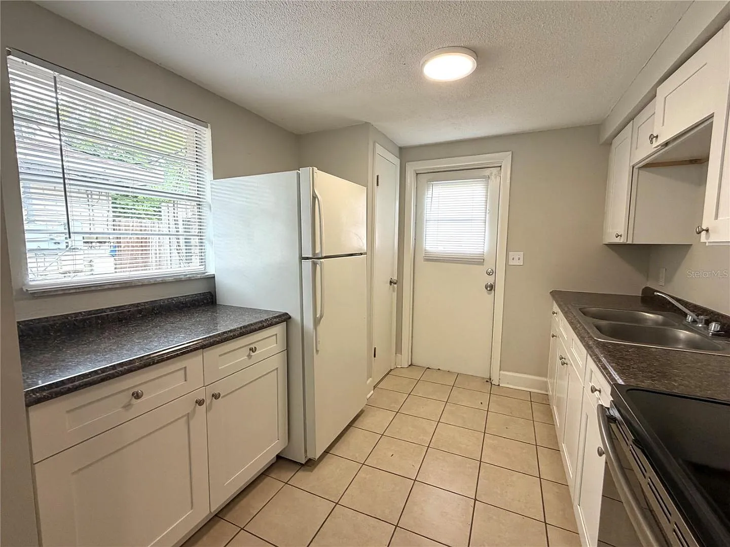 5303 Oakwood Ct — Photo 4
