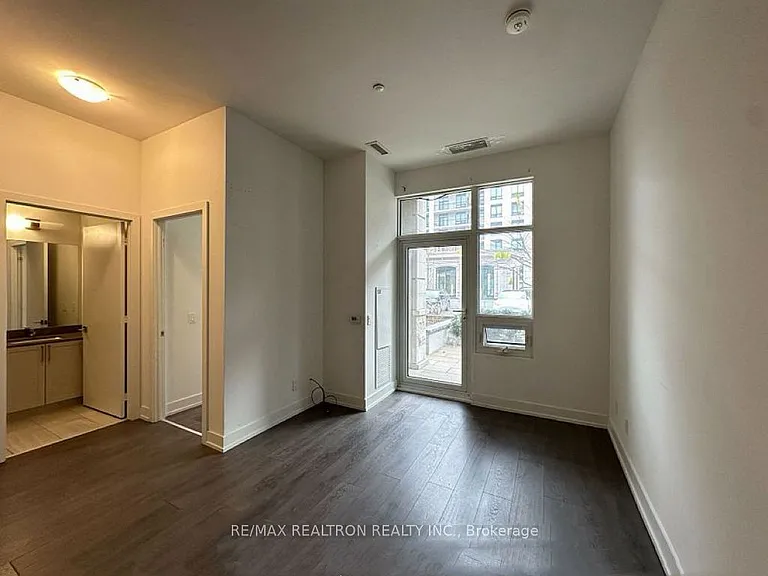 268 Buchanan Dr #117W — Photo 3