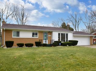 5383 Westchester Dr, Flint, MI