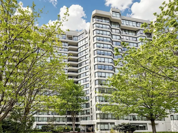 1131 Steeles Ave W #1504, Toronto, ON M2R 3W8