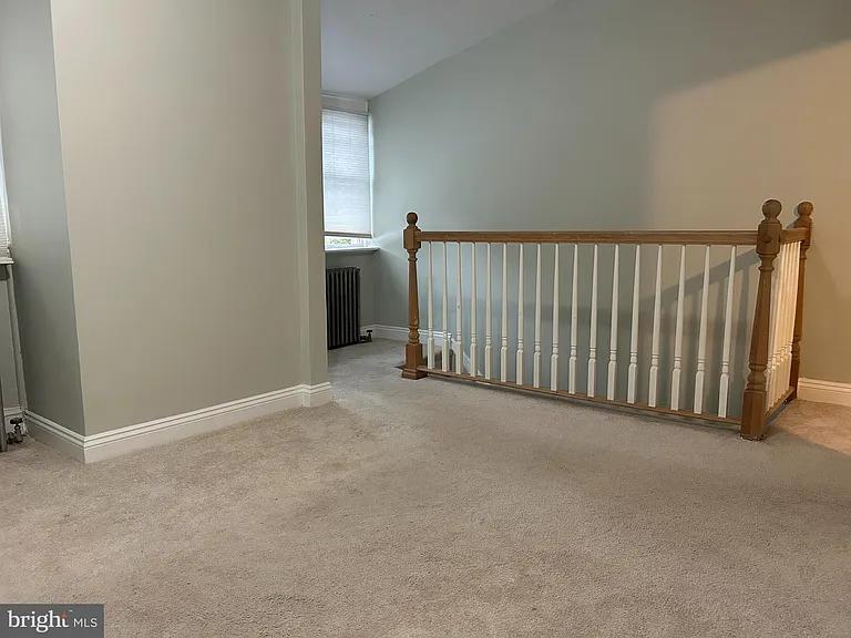 478 Martin St — Photo 18