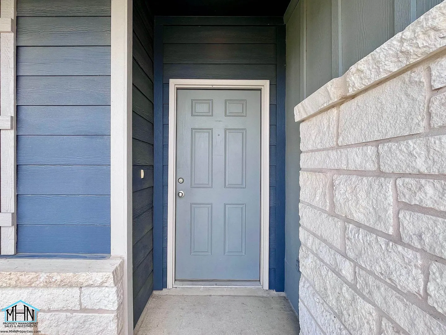 Welcome Home to Your Dream Oasis! A Beautiful 3-Bedroom 2-bath Home in Desirable Seguin! — Photo 2