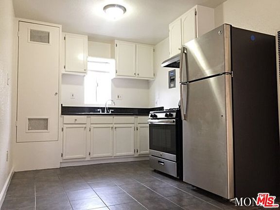 3rd image of 6023 Ernest Ave #12