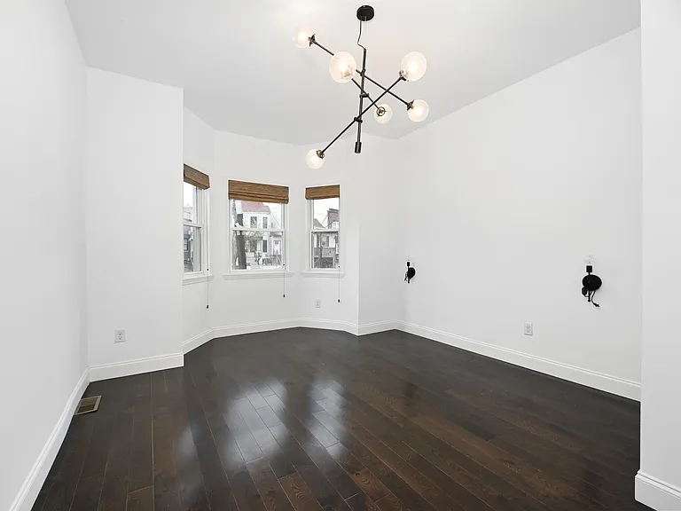 3542 Kennedy Blvd #1 — Photo 6
