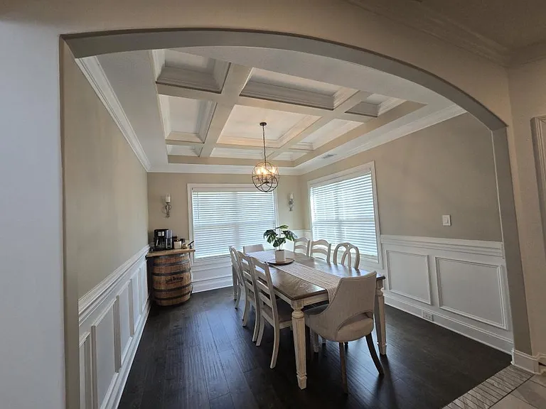 425 Veronica Ct — Photo 12