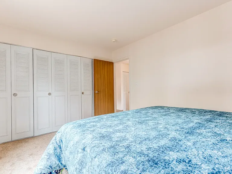 Greenbrook Apartments — Photo 15