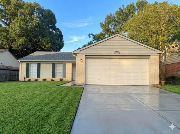 1318 Sand Stone Dr, Richmond, TX 77406