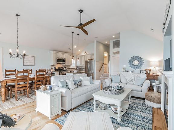 3rd image of 2650 Asbury Ave #2