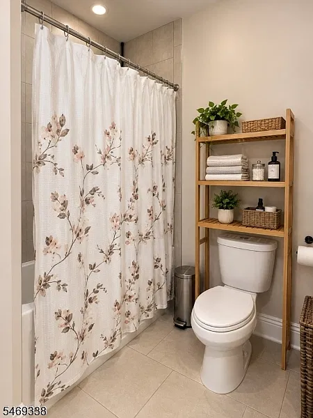 1 bed, 1.0 bath, 921 sqft, $2,450 — Photo 2