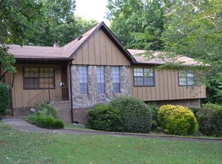 736 12th St, Pleasant Grove, AL 35127