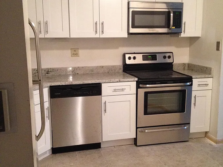 241 S 6th St #1206C — Photo 4
