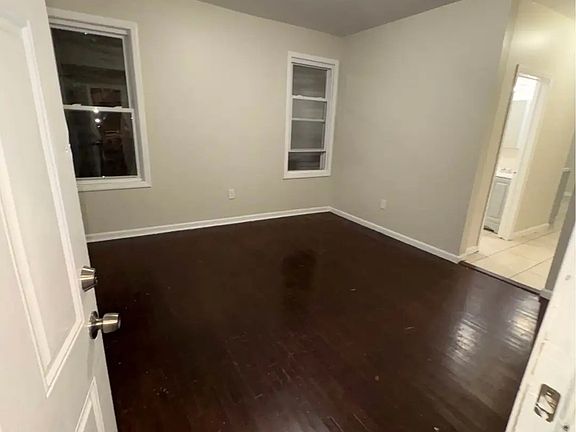 4th image of 655 S 19th St #G2
