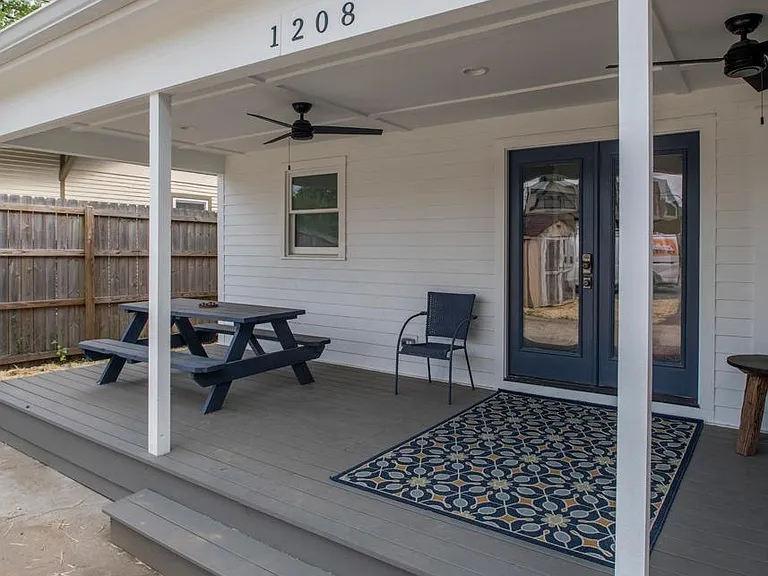 1208 Elmwood Ave — Photo 38