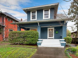2307 NE Couch St, Portland, OR 97232