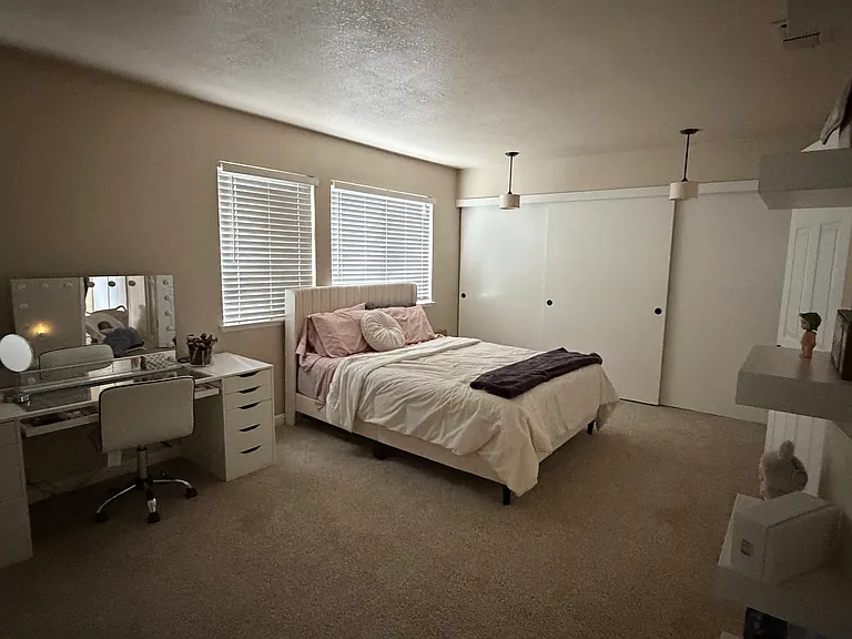 2410 Post Oak Ln — Photo 7