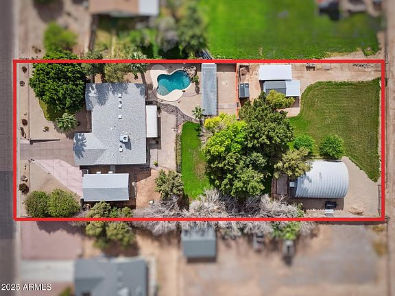 3rd image of 4112 W MONTE CRISTO Avenue