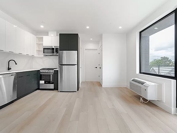 2nd image of 38-02 Broadway #2P