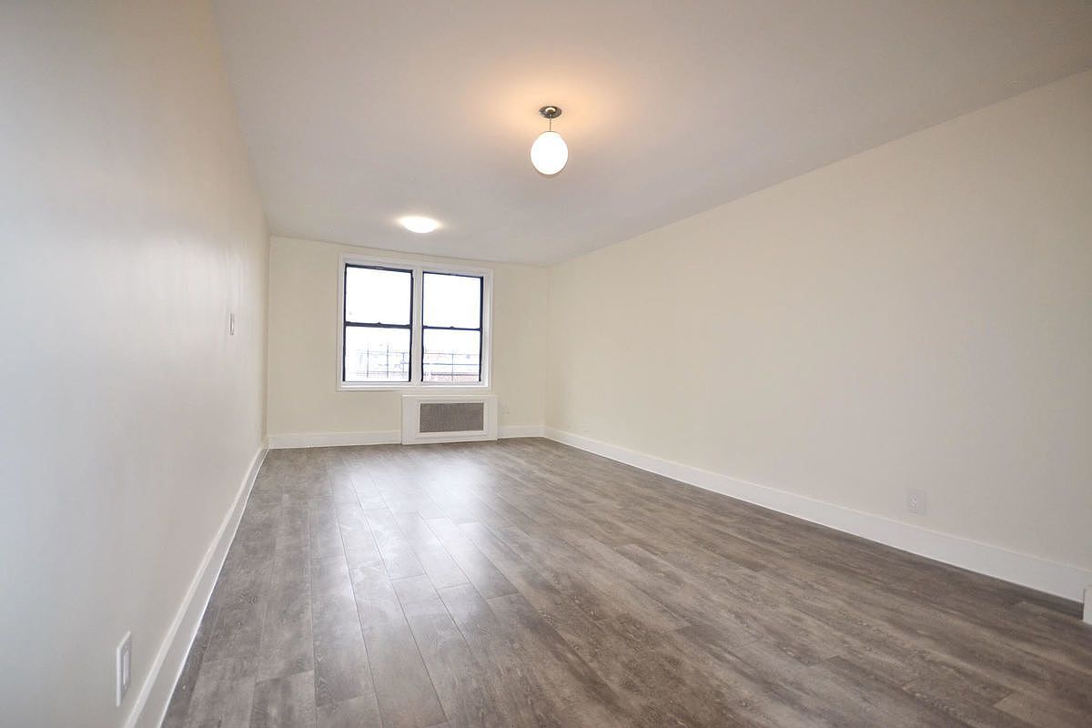 4140 Denman St APT 3E, Elmhurst, NY 11373 Zillow