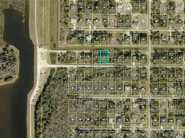3310 38th St W #5, Lehigh Acres, FL 33971