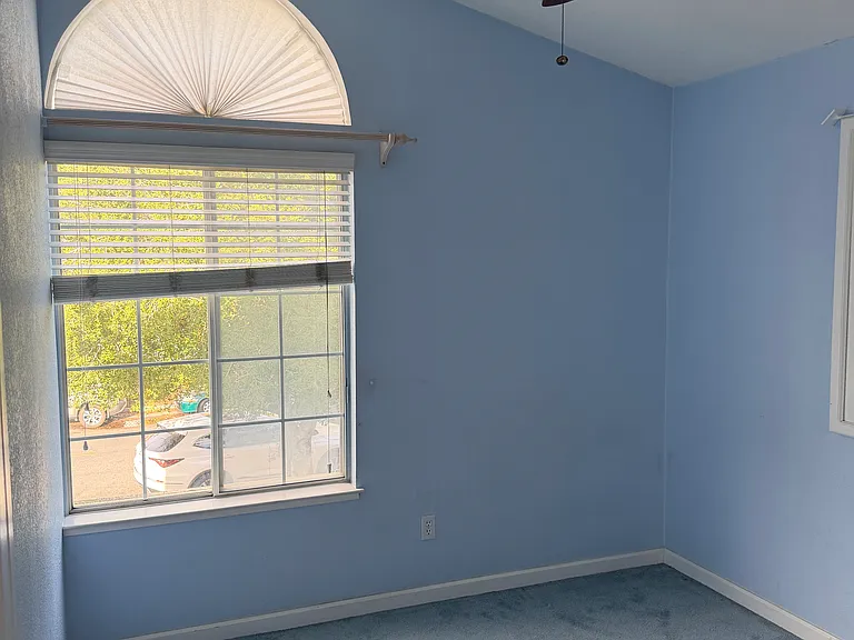 152 Menard Dr — Photo 13