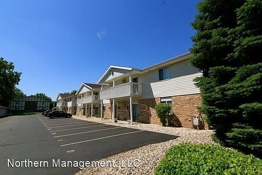 1st image of 716 E 2nd St #202