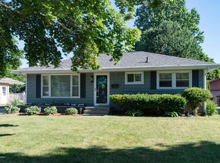 2011 Bloomfield Ave, Kalamazoo, MI 49001