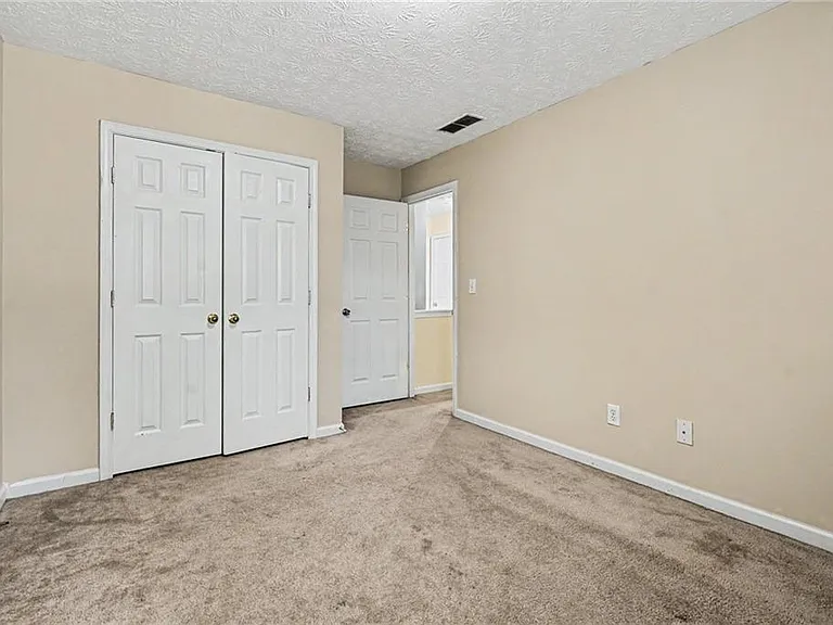 375 Clairidge Ln — Photo 21