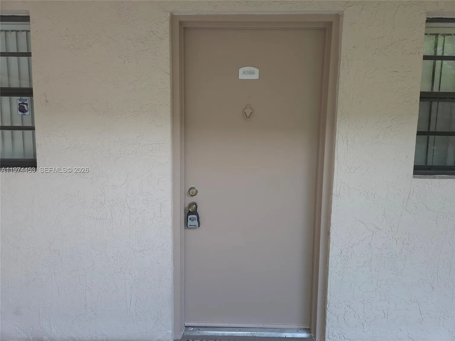 Briarwinds Condo Ph 1 — Photo 4