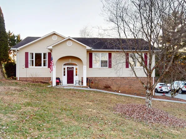 167 Highland Hills Dr, Gray, TN 37615