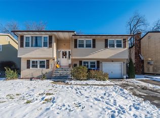 19 Maryland Avenue, Poughkeepsie, NY 12603