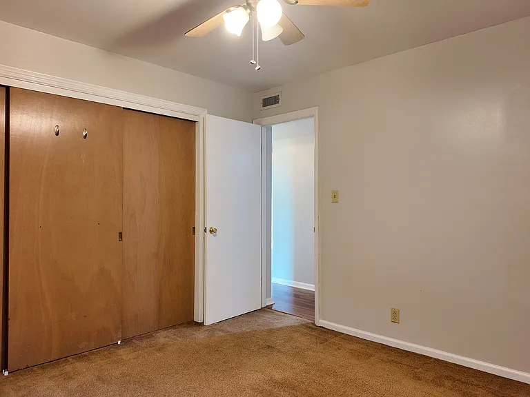 68160 Vineyard Rd #2 — Photo 7