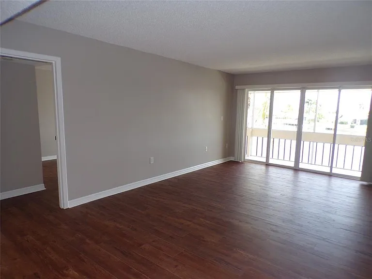 1080 Bal Harbor Blvd #4D — Photo 25