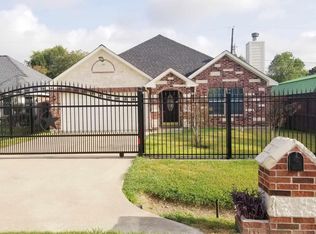 6650 Roberson St, Houston, TX 77085