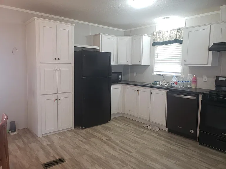 139 Southshore Dr #32 — Photo 9