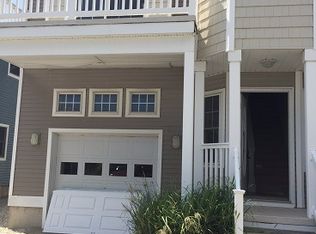 228 E Preston Ave, Wildwood Crest, NJ 08260