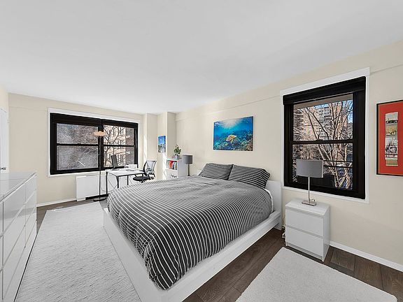 4th image of 160 W End Ave APT 2-E