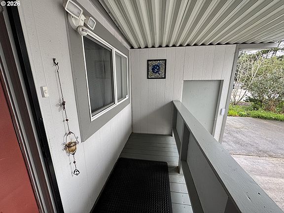 3rd image of 1600 Rhododendron Dr Space 218