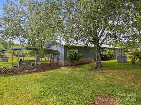 70 John Delk Rd, Hendersonville, NC 28792