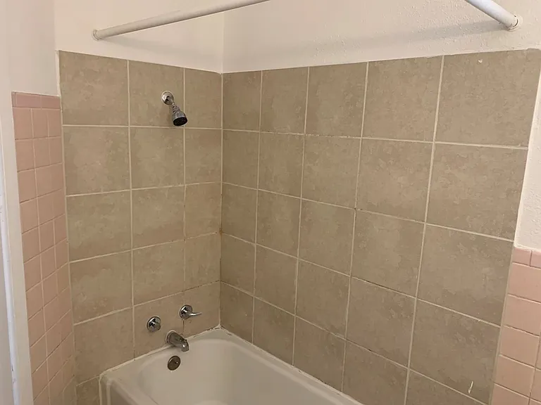 7600 Central Ave SE — Photo 20