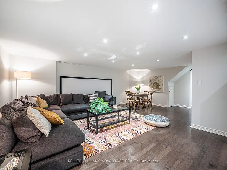 122 Boardwalk Dr #LOWER — Photo 19
