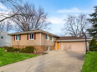 417 S Springinsguth Rd, Schaumburg, IL 60193